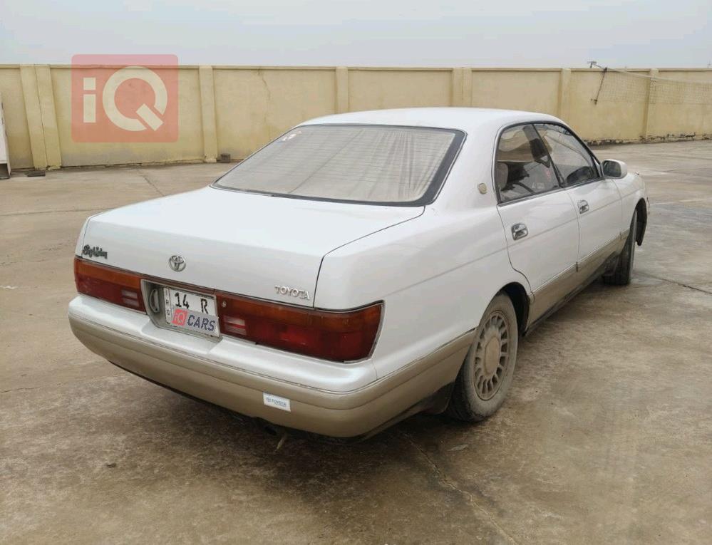 تويوتا كراون